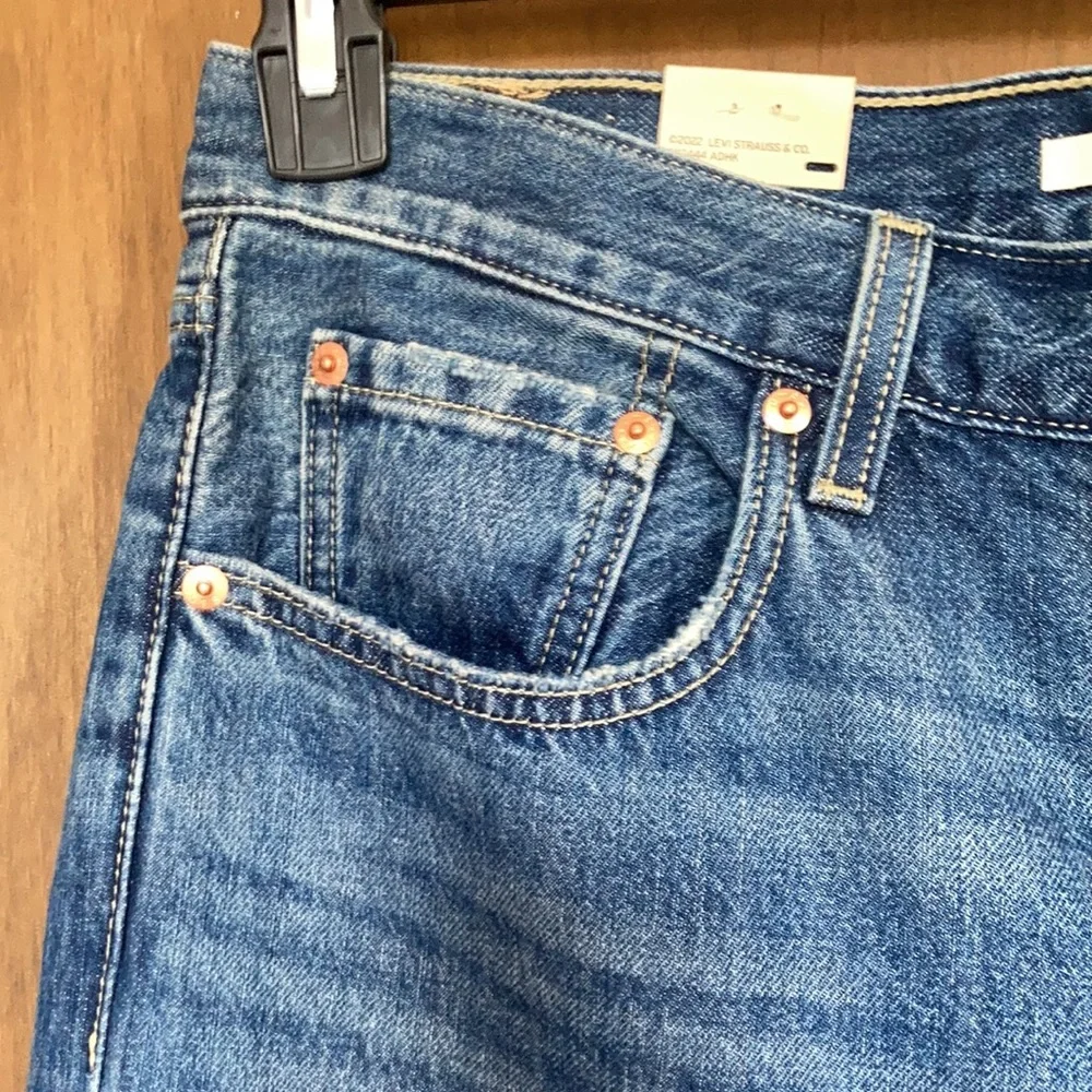 Levi’s low pro straight leg jean cotton midrise distressed denim 30